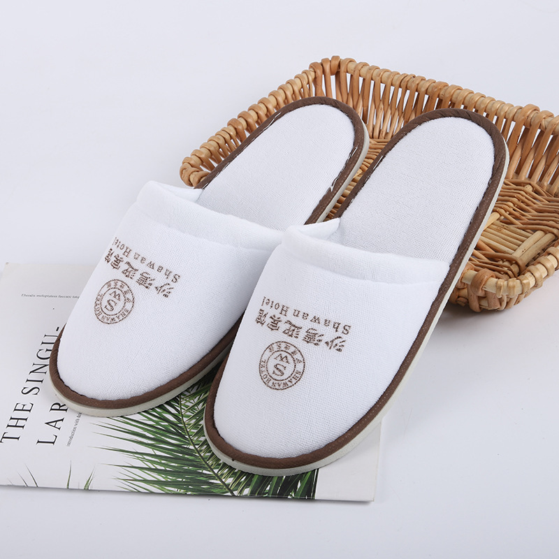 One -Time Supplies Hotel Гостевой комнат Hills Slippers Inn B & B.