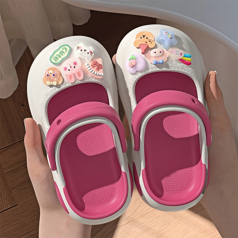 Туфли «Мэри Джейн», пляжные тапочки в стиле Crocs, детские мюли на платформе, женские тапочки, коллекция 2025 года, пляжный стиль, закрытый носок, подходят для носки на улице