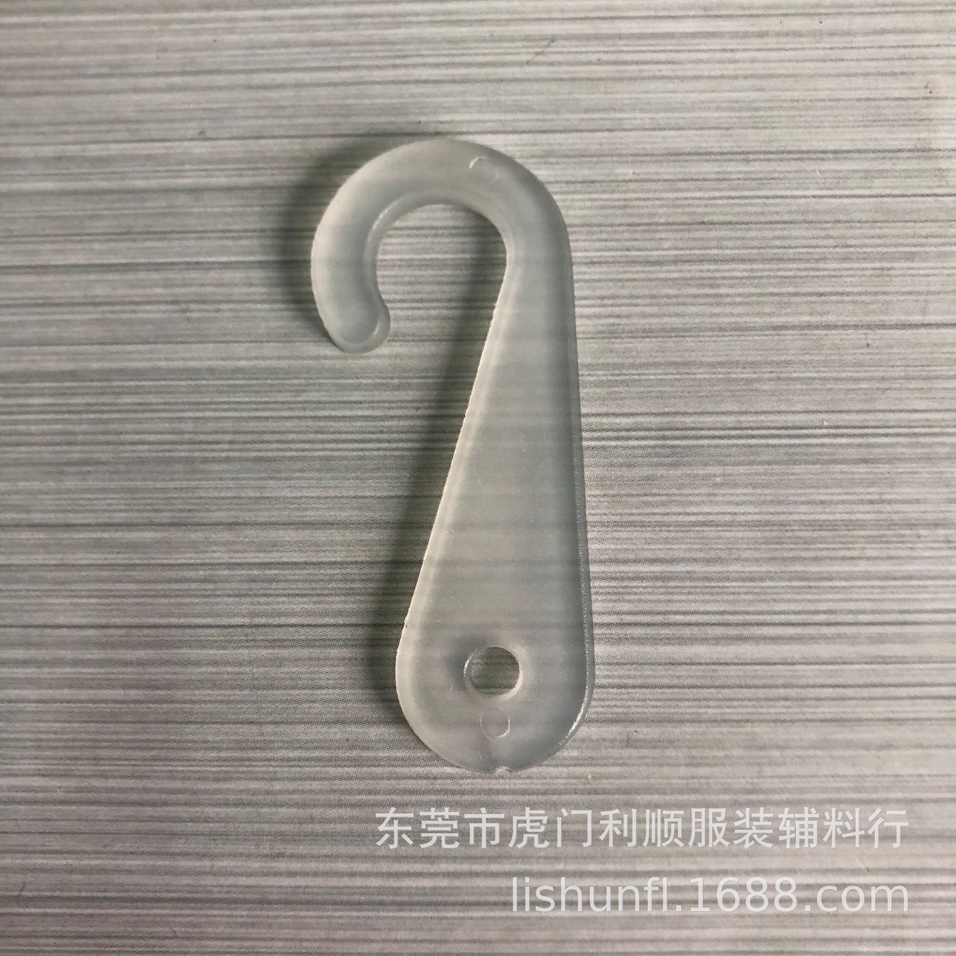 Spot Plastic Pronsterne Matte Surfice Crowe с отверстием. Вопрос о марке крюк для бумаги для пряжки крючко