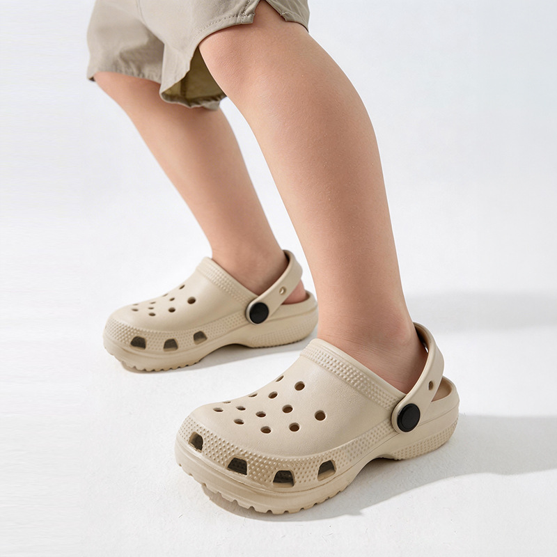 Детские летние нескользящие тапочки в стиле Crocs, физиологичные дизайнерские босоножки, мягкая подошва
