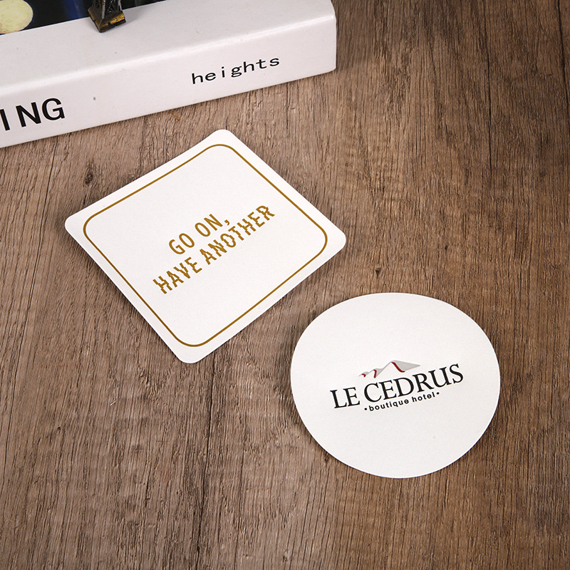 Одноразовые подставки для бумаги могут быть напечатаны с логотипом Multi -Layer Paper Coasters Bar Bar Bar, Hotel Hotel Homestay, гостевой комнатой.