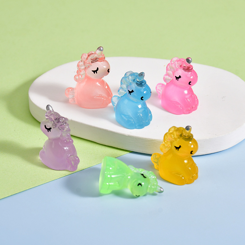 Мультяшная трехмерная маленькая кремовая пони с аксессуарами, DIY, единорог