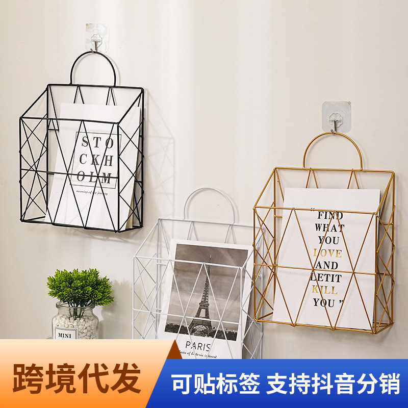 Nordic Ins Golden Iron Art Book Газета домашняя гостиная на стенах украшения газеты и пресса