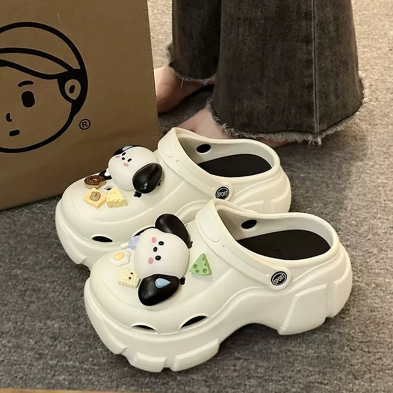 Летние мультяшные тапочки в стиле Crocs, нескользящие мюли на платформе, женский стиль, подходят для носки на улице, антибактериальная пропитка